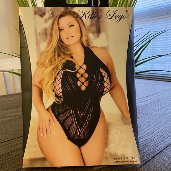 Halter top - Picture 3 of 7